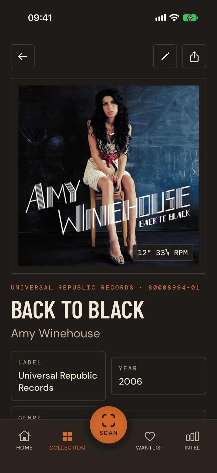 A scanned record in Crate: Back to Black by Amy Winehouse, with label, catalogue number and 12-inch 33⅓ RPM details